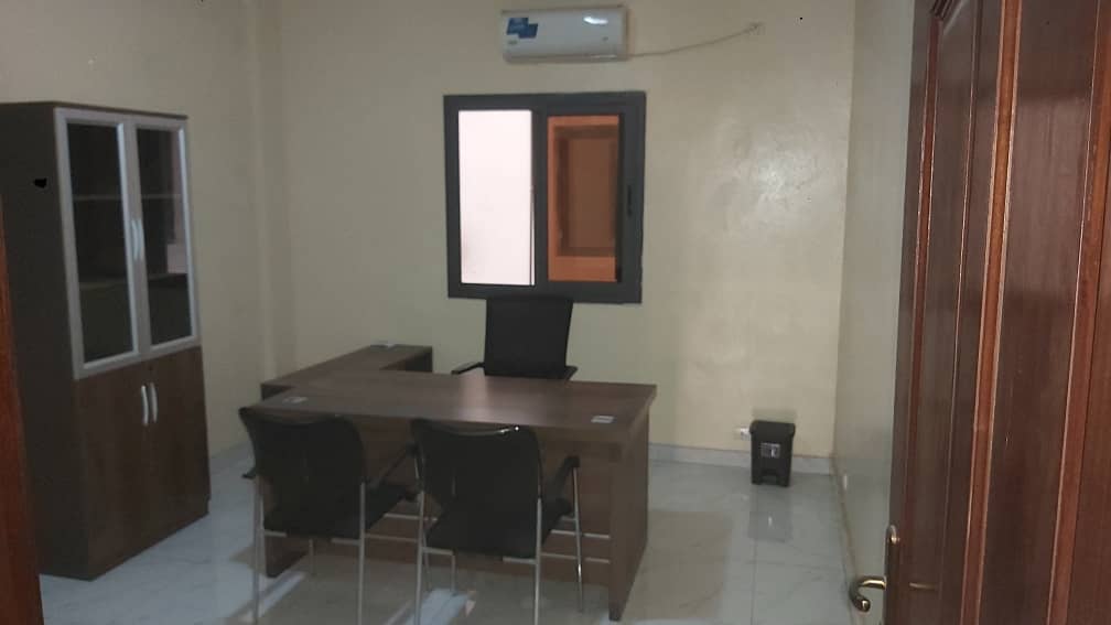 Location de bureaux meublé a Dakar point E