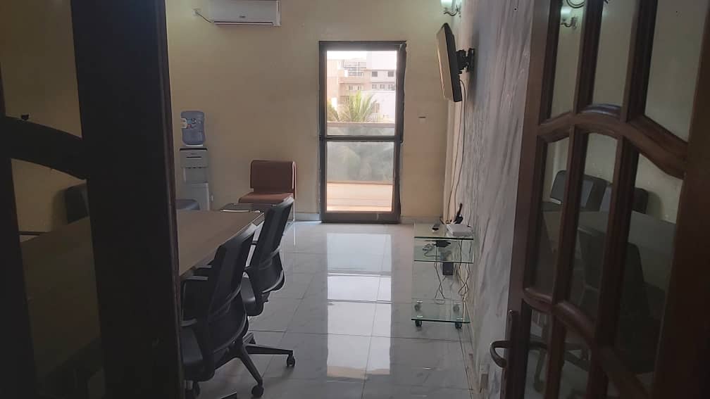 Location de bureaux meublé a Dakar point E